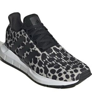 Adidas Swift Run 1.0 Sneaker